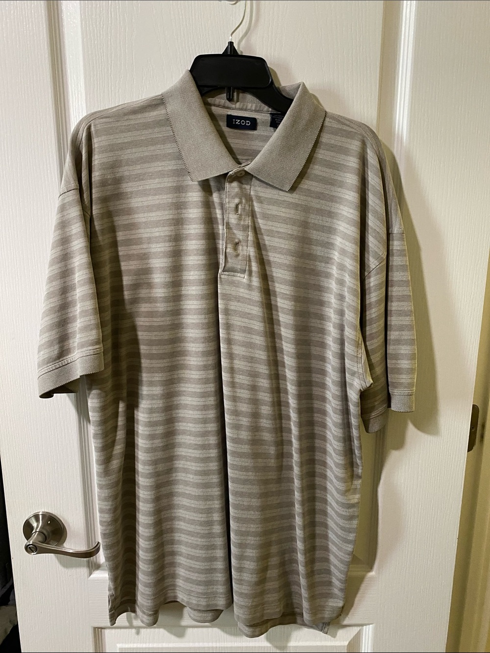 Izod Men's Light Gray Striped Polo